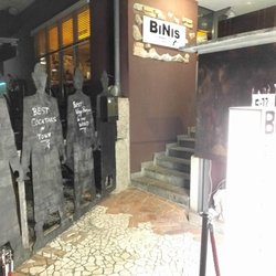 Bini's Bar