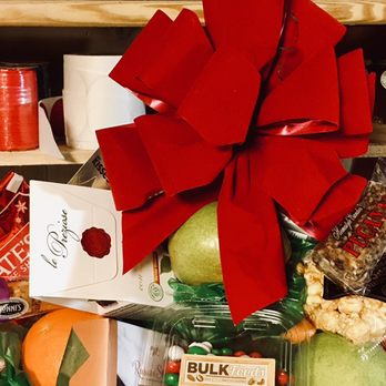Albonetti's Fruit and Gift Baskets - Assorted with selected fruit - Flowers & Gifts Near Me - Memphis, Tennessee Albonetti's Fruit and Gift Baskets - Assorted with selected fruit - Flowers & Gifts Near Me - Memphis, Tennessee