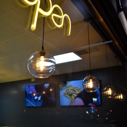 Honey Wings - OUTSIDE (RESTAURANT)