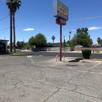 La Playita Restaurant - Street view entrance - Mexican Near Me - Las Vegas, Nevada La Playita Restaurant - Street view entrance - Mexican Near Me - Las Vegas, Nevada
