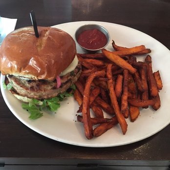 CIRCA at Clarendon - New American Near Me - Arlington, Virginia