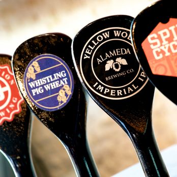 BLDV Kitchen & Bar - Relax and unwind with Portland craft beers including Alameda Brewing and Golden Valley Brewing - Bars Near Me - Portland, Oregon BLDV Kitchen & Bar - Relax and unwind with Portland craft beers including Alameda Brewing and Golden Valley Brewing - Bars Near Me - Portland, Oregon
