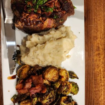 Lakeside Grill Estrella - Meatloaf, mashed potatoes, Brussel sprouts - American Near Me - Goodyear, Arizona Lakeside Grill Estrella - Meatloaf, mashed potatoes, Brussel sprouts - American Near Me - Goodyear, Arizona