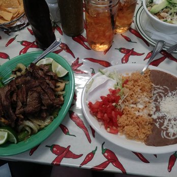 Casa Amiga - This is ONE serving of fajitas. Not shown are the warm tortillas that came with it! - Mexican Near Me - Grants Pass, Oregon Casa Amiga - This is ONE serving of fajitas. Not shown are the warm tortillas that came with it! - Mexican Near Me - Grants Pass, Oregon