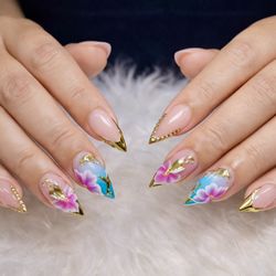 Eco Friendly Nail Salon - Fullset design