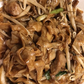 Lagoon Chinese Restaurant - Dry beef chow fun - Chinese Near Me - Honolulu, Hawaii Lagoon Chinese Restaurant - Dry beef chow fun - Chinese Near Me - Honolulu, Hawaii