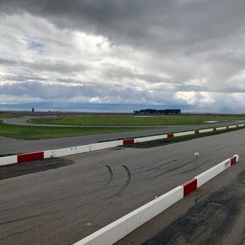 Buttonwillow Raceway Park - Accelerating Change:  Women's Track Day - Go Karts Near Me - Buttonwillow, California