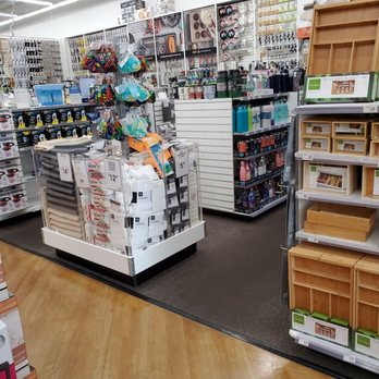 Bed Bath & Beyond - Kitchen & Bath Near Me - Charlotte, North Carolina