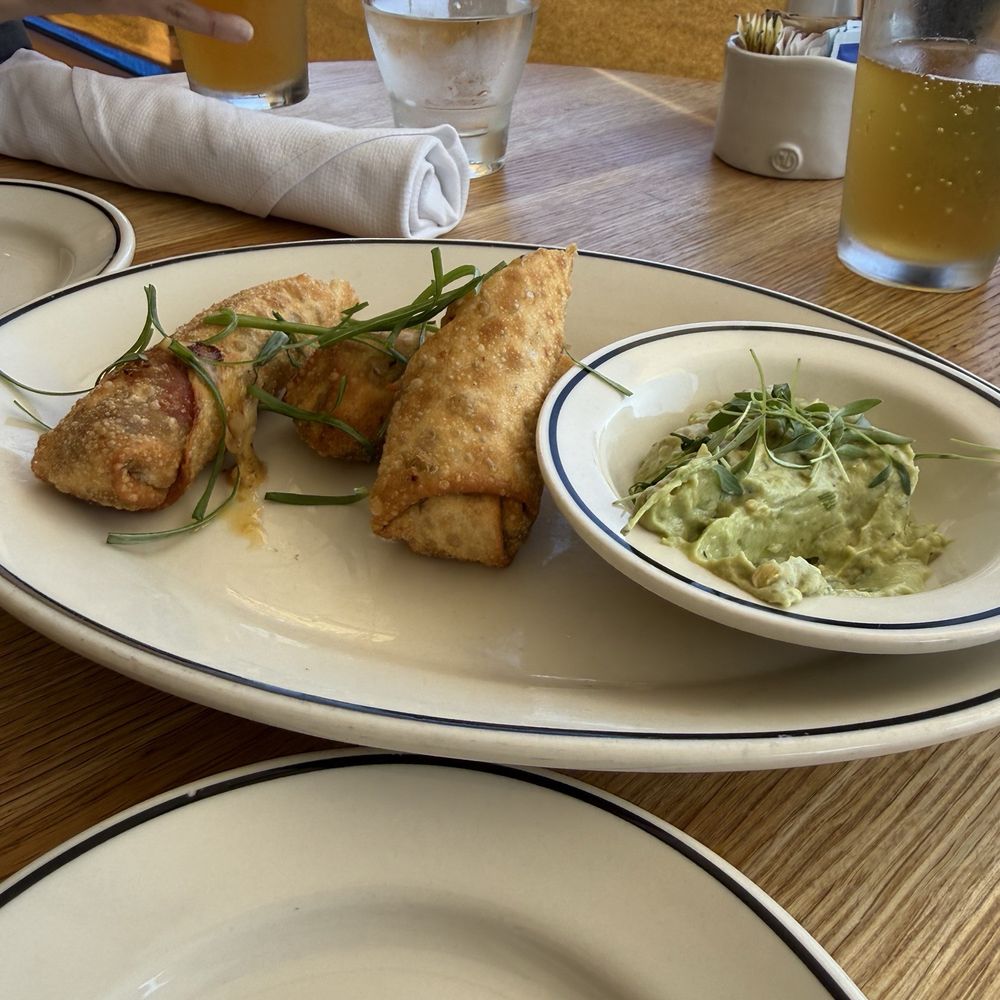 Laurel Grill - The Philly cheesesteak egg rolls - American Near Me - Culver City, California Laurel Grill - The Philly cheesesteak egg rolls - American Near Me - Culver City, California