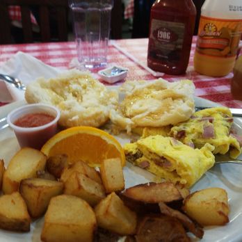 Abel's Diner - Great food and service highly recommend this place very good service. - Diners Near Me - Schertz, Texas