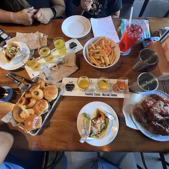 HI Sliders - Food Trucks Near Me - Mililani, Hawaii