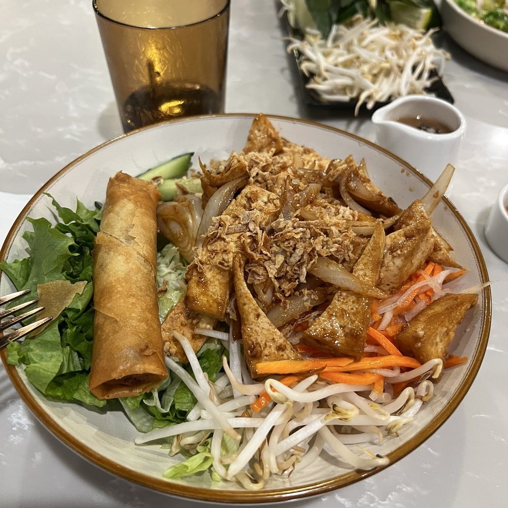 Lantern Vietnamese Kitchen - Vermicelli Salad - Breakfast & Brunch Near Me - Rancho Cucamonga, California Lantern Vietnamese Kitchen - Vermicelli Salad - Breakfast & Brunch Near Me - Rancho Cucamonga, California