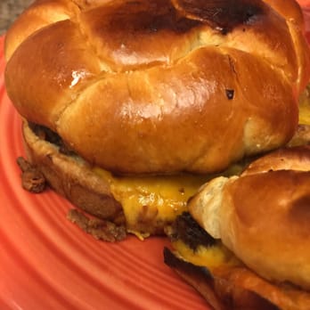 Jack in the Box - Soon to be discontinued garlic butter onion cheese burger - Fast Food Near Me - Santee, California