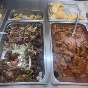 Flamingo - Roasted chicken and pork ribs in sauce - Bakeries Near Me - Hialeah, Florida