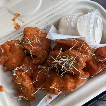 The Reizod Vegan Experience - Hot wingz!!! - Vegan Near Me - Columbia, South Carolina