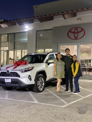 SIMI VALLEY TOYOTA - Updated December 2025 - 156 Photos & 525 Reviews ...