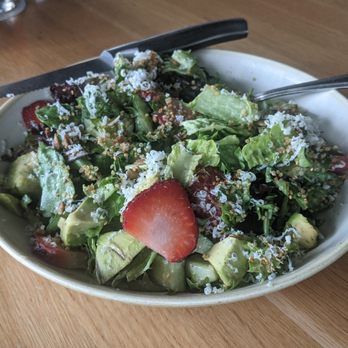 Moxies - Super greens salad - Cocktail Bars Near Me - Houston, Texas Moxies - Super greens salad - Cocktail Bars Near Me - Houston, Texas