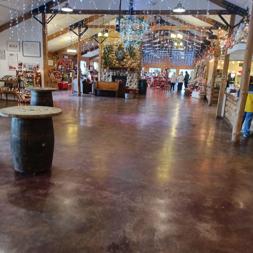 Williams Tree Farm - Venues & Event Spaces Near Me - Rockton, Illinois Williams Tree Farm - Venues & Event Spaces Near Me - Rockton, Illinois