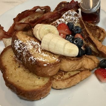 Mexique cafe - French Toast delish - French Near Me - Brooklyn, New York