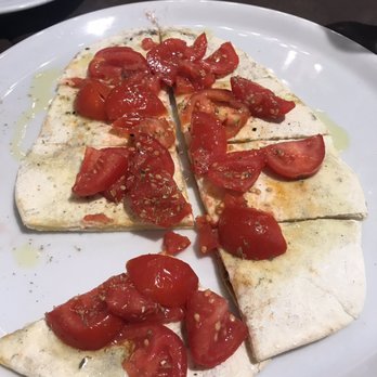 Il pichio rosso - Bruschetta, so fresh and simple - Wine Bars Near Me - La Spezia, SP
