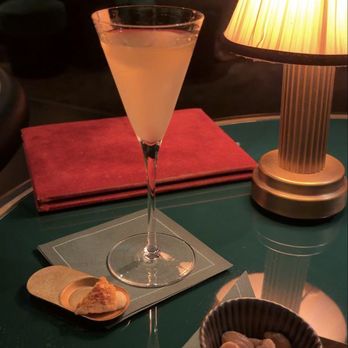 Kitty's Cosmopolitan Club - 20th CENTURY - Lounges Near Me - Chicago, Illinois