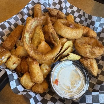 Tree Guys Pizza Pub - The Platter - Bars Near Me - Itasca, Illinois Tree Guys Pizza Pub - The Platter - Bars Near Me - Itasca, Illinois