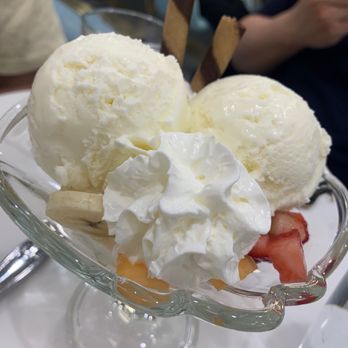 Mango Mango Dessert - Coconut sundae - Desserts Near Me - Flushing, New York