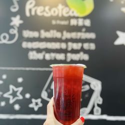 Presotea - Dragonfruit tea with popping bobas and jellies