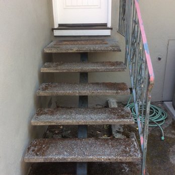 Lifetime Remodeling - 40-year-old staircase in desperate need of replacement! - General Contractors Near Me - Menlo Park, California Lifetime Remodeling - 40-year-old staircase in desperate need of replacement! - General Contractors Near Me - Menlo Park, California