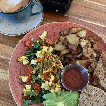 Hatch 44 Cafe - Cafes Near Me - Metuchen, New Jersey