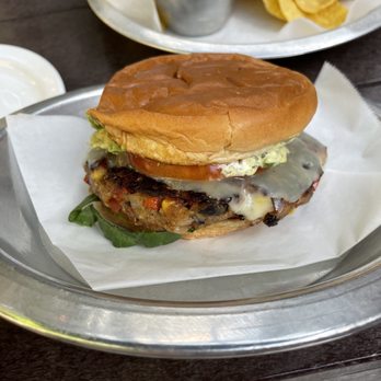 Delwood - Veggie Burger - Gastropubs Near Me - Cincinnati, Ohio