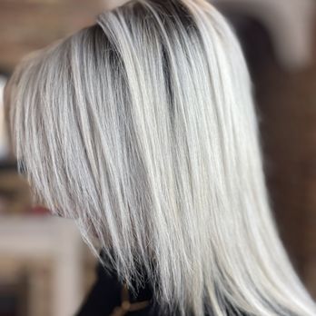 Ladan - Hair Stylists Near Me - Burbank, California Ladan - Hair Stylists Near Me - Burbank, California