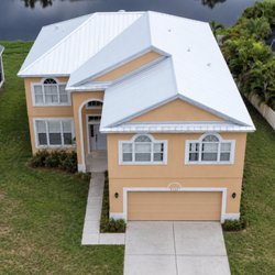 Suncoast Roofing & Exteriors