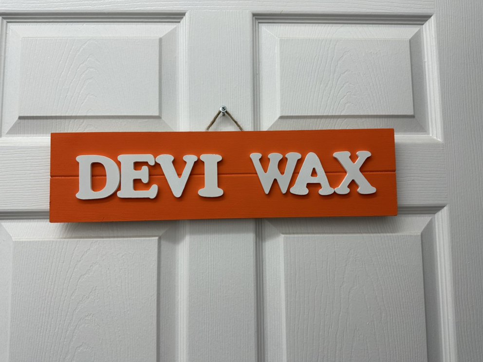 Devi Wax Logo