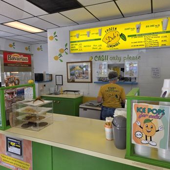 Deb's Frozen Lemonade - Ice Cream & Frozen Yogurt Near Me - Roanoke, Virginia