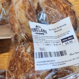 Breads, pastries and baked goods packages to go Breads, pastries and baked goods packages to go