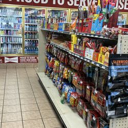 Mount Vernon Super Stop - Snacks