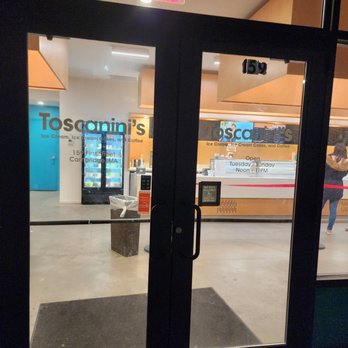Toscanini's Ice Cream - Ice Cream & Frozen Yogurt Near Me - Cambridge, Massachusetts
