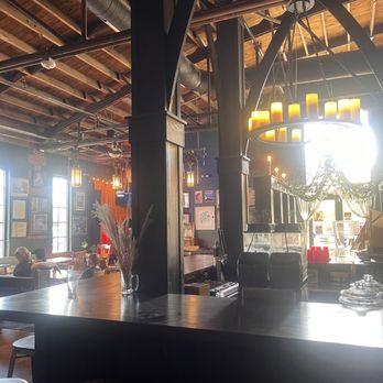 PETTY THIEVES BREWING COMPANY - Updated February 2026 - 215 Photos & 66 ...