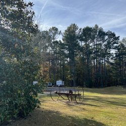 Cullman Campground - Area around pond
