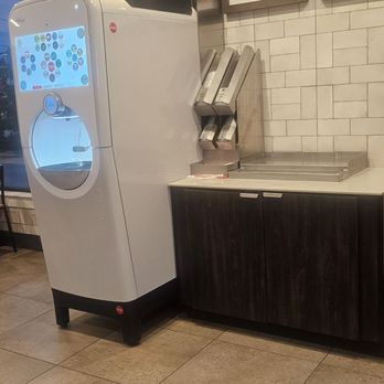 Wendy's - Burgers Near Me - Vails Gate, New York Wendy's - Burgers Near Me - Vails Gate, New York