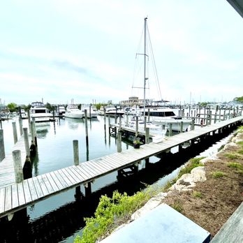 Red 36 - Water view 2 - Seafood Near Me - Mystic, Connecticut