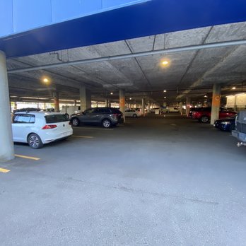 IKEA - I count 14 cars waiting for their orders going on 30 minutes. - Home Decor Near Me - Richmond, British Columbia IKEA - I count 14 cars waiting for their orders going on 30 minutes. - Home Decor Near Me - Richmond, British Columbia
