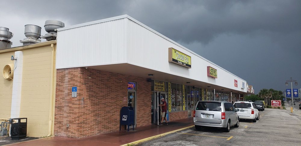 The Cracked Egg Diner
