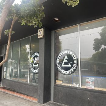 Eliteteam Monterey - Gym from the street view. - Brazilian Jiu-jitsu Near Me - Seaside, California Eliteteam Monterey - Gym from the street view. - Brazilian Jiu-jitsu Near Me - Seaside, California