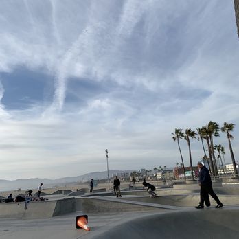 Venice Skate Park - Skate Parks Near Me - Venice, California Venice Skate Park - Skate Parks Near Me - Venice, California