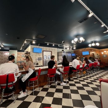 Bettie's Chicago - Cooking Classes Near Me - Chicago, Illinois