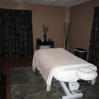 Pure Massage Therapy - Massage room - Massage Therapy Near Me - Campbell, California Pure Massage Therapy - Massage room - Massage Therapy Near Me - Campbell, California