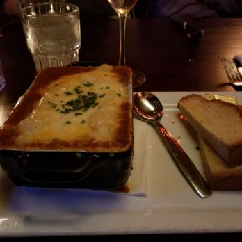 The Kerryman - Shepherd's Pie with Irish soda bread - Irish Near Me - Chicago, Illinois The Kerryman - Shepherd's Pie with Irish soda bread - Irish Near Me - Chicago, Illinois