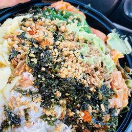 Spicy Salmon poke bowl is the best with sushi rice.... Hands down!!! Spicy Salmon poke bowl is the best with sushi rice.... Hands down!!!